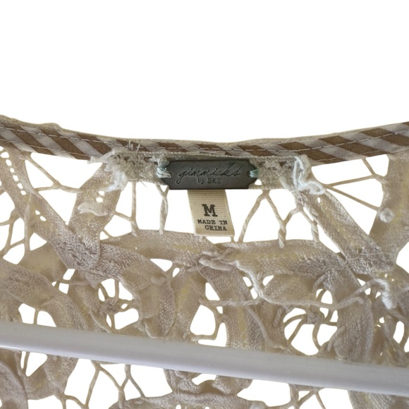 Gimmicks by BKE Crochet Lace Floral Sheer Kimono Cardigan Button Front Boho M - Picture 3 of 6